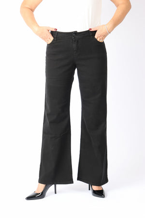 Bevy Mory Black oz capsule