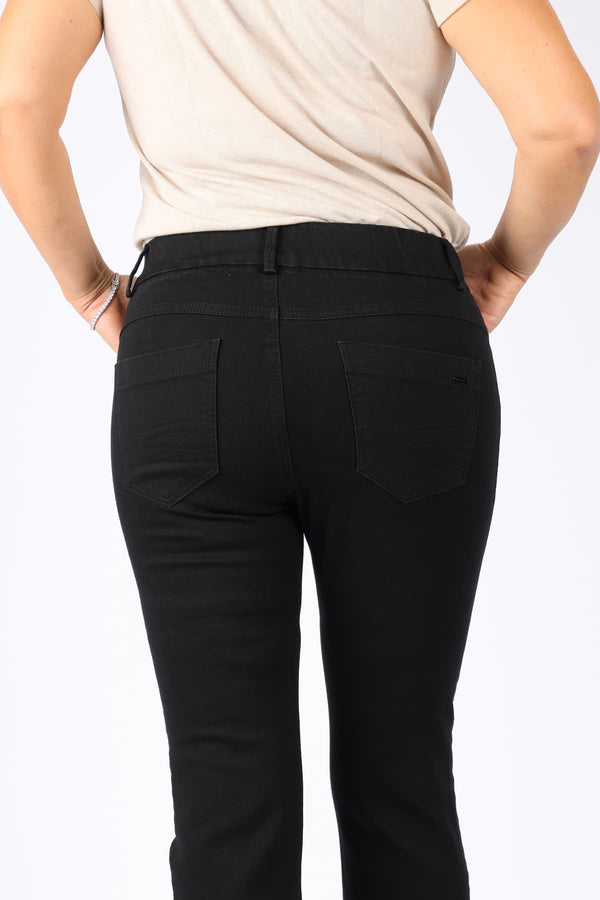 Bevy Novel Black jeans oz capsule