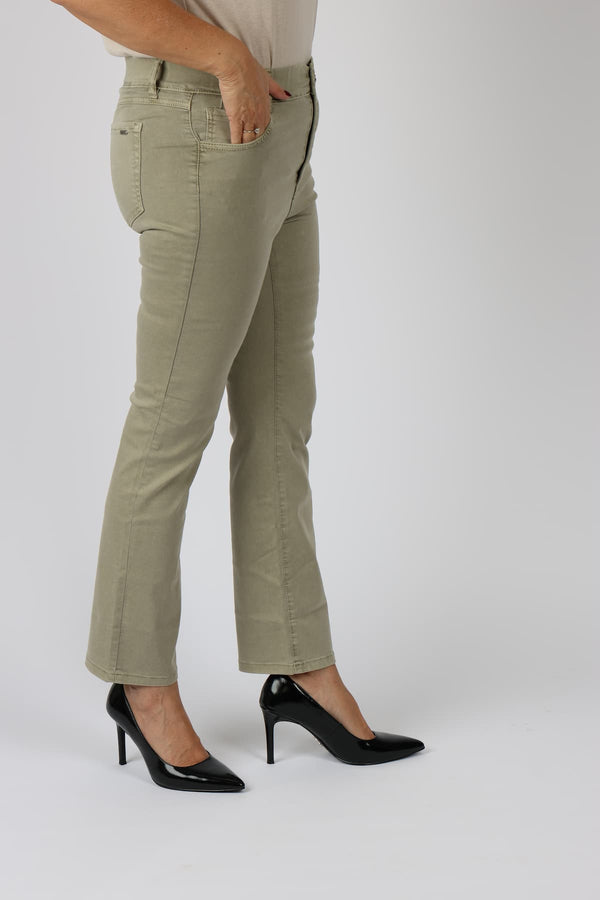 Bevy Nogga ירוק זית jeans oz capsule