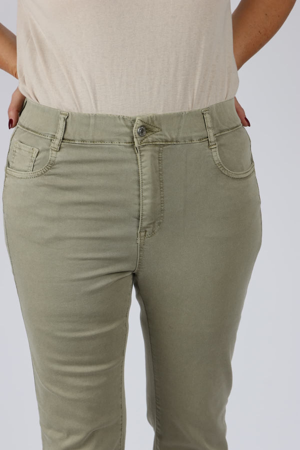 Bevy Nogga ירוק זית jeans oz capsule
