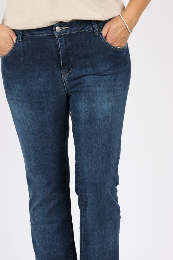 Bevy Hella 682 jeans oz capsule