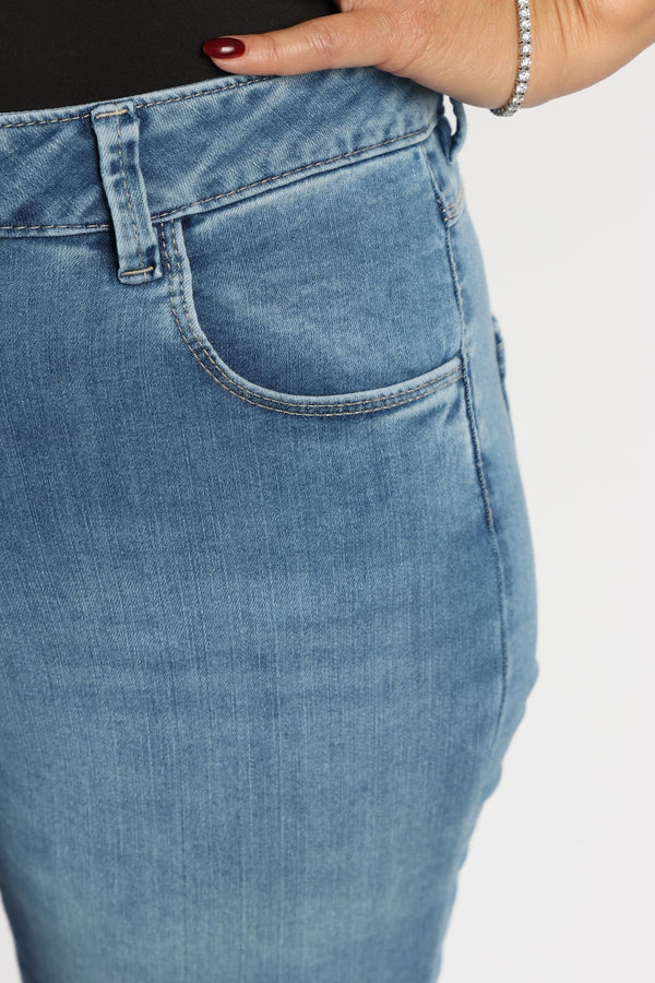 Bevy Hella 682 jeans oz capsule