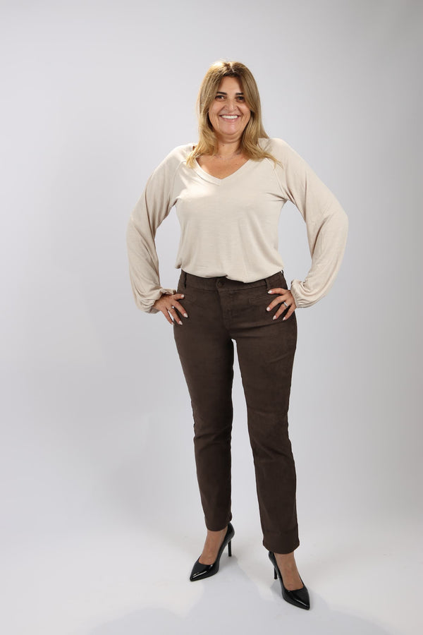 חולצת Hella לנשים עם שרוול גומי ונפח טבעי