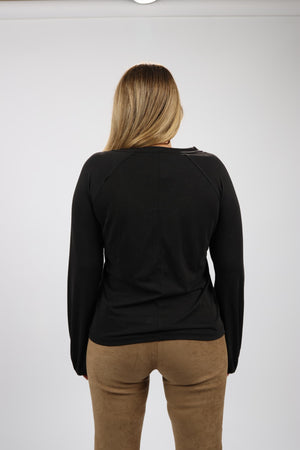 חולצת Hella לנשים עם שרוול גומי ונפח טבעי