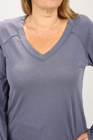 חולצת Hella לנשים עם שרוול גומי ונפח טבעי