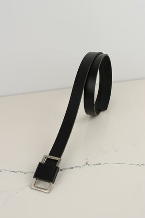 אבזם חצי עטוף