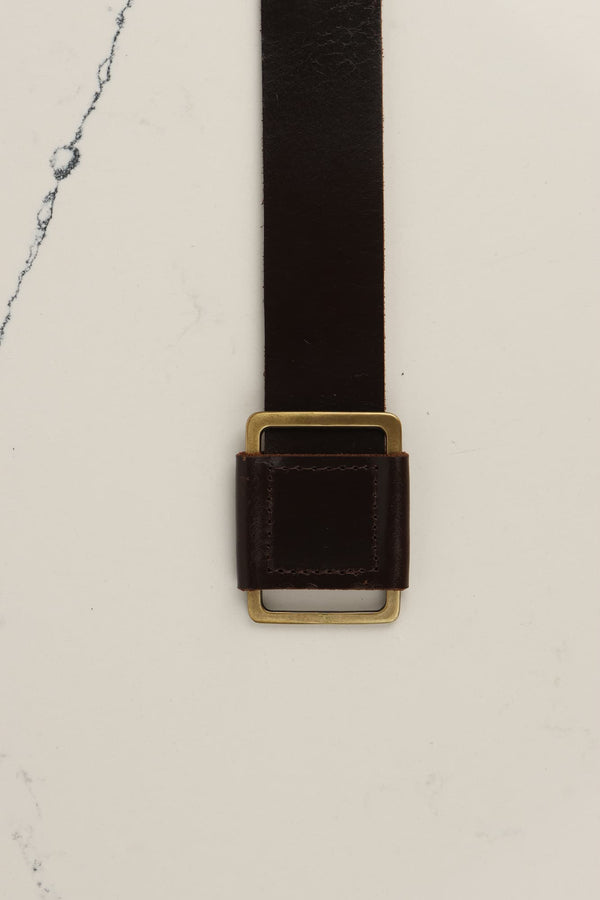 אבזם חצי עטוף