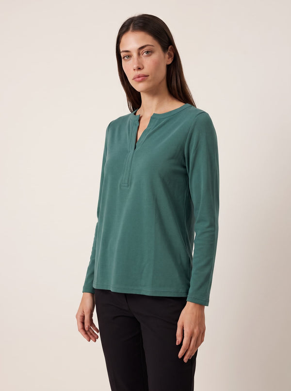  Shenav חולצה בצבע  ירוק בקבוק