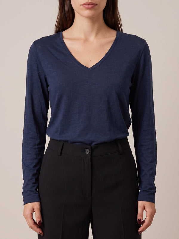  נורית חולצה בצבע  נייבי