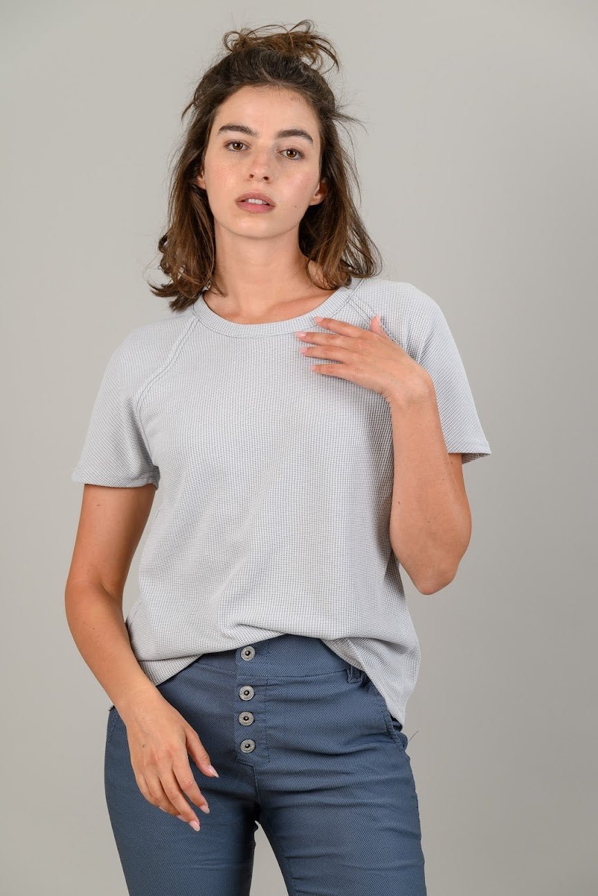  חולצה Tiporim לנשים בד וופל oz capsule Basic בייסיק בגדי מעצבים